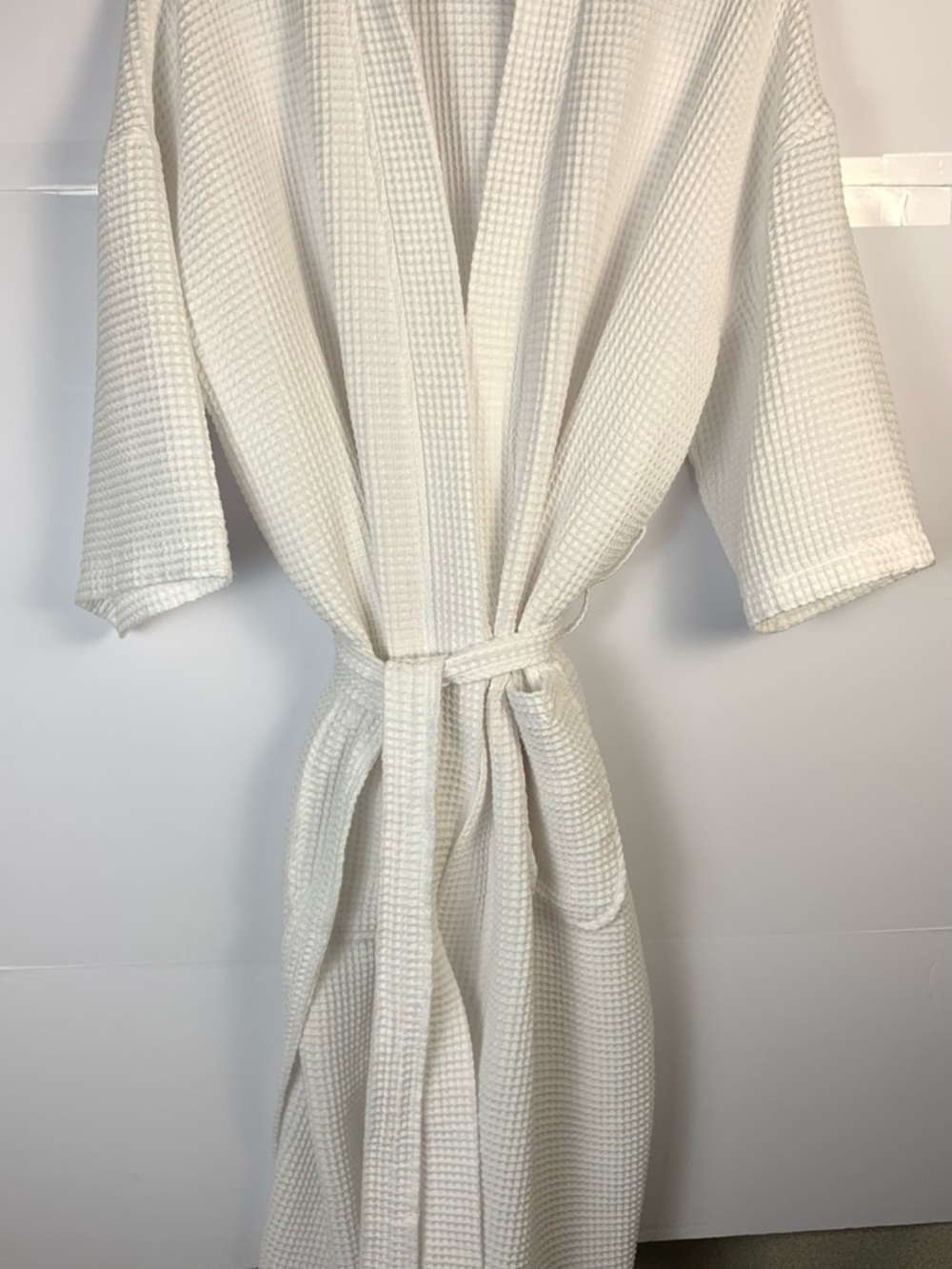 Monarch White Waffle Weave Spa Robe Unisex One Size Belted Hotel Resort Cotton - Picture 3 of 9